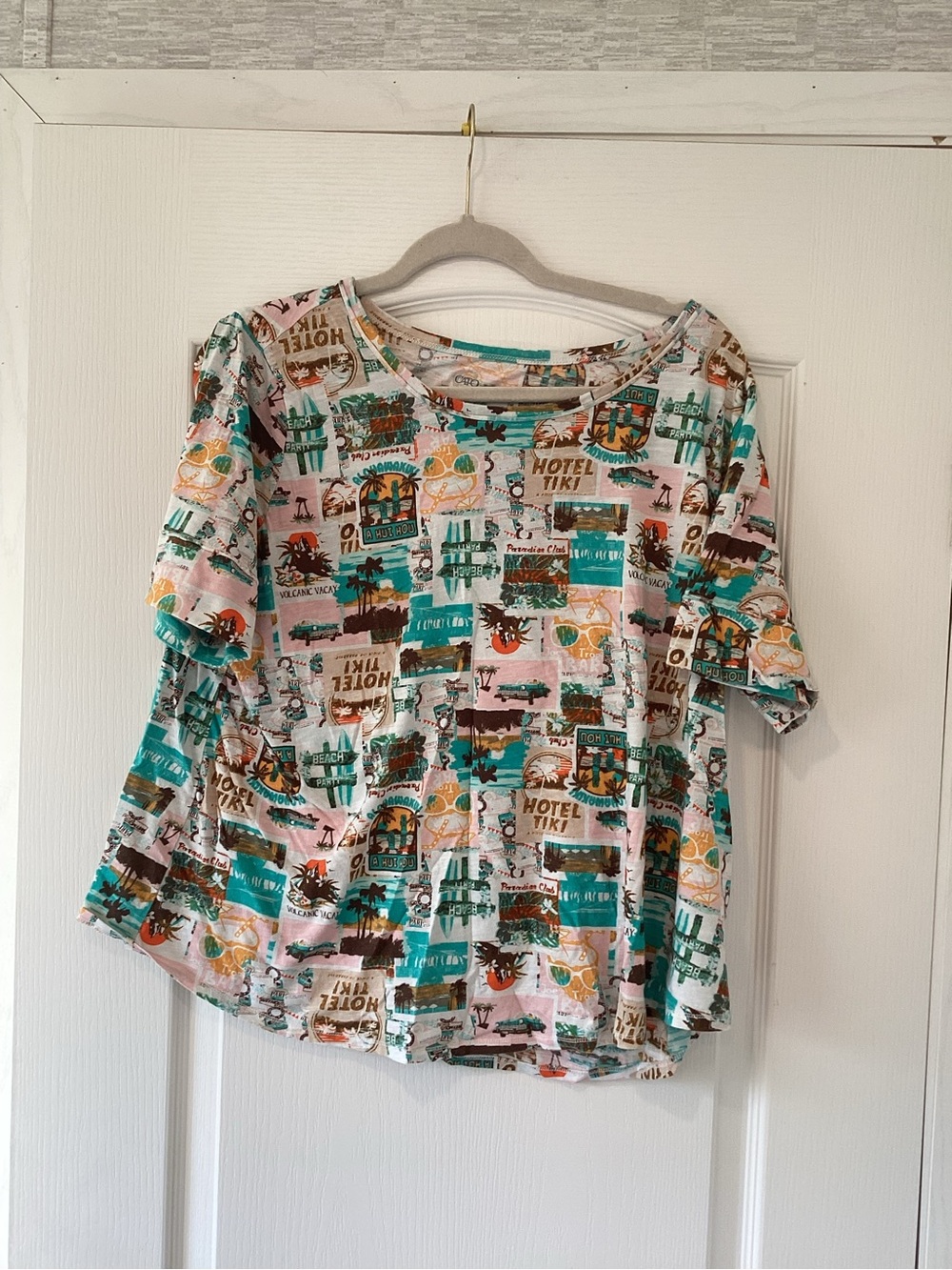 Cato Tropical Graphic Short Sleeve Tee in Teal, Pink & Brown 18/20W EUC
